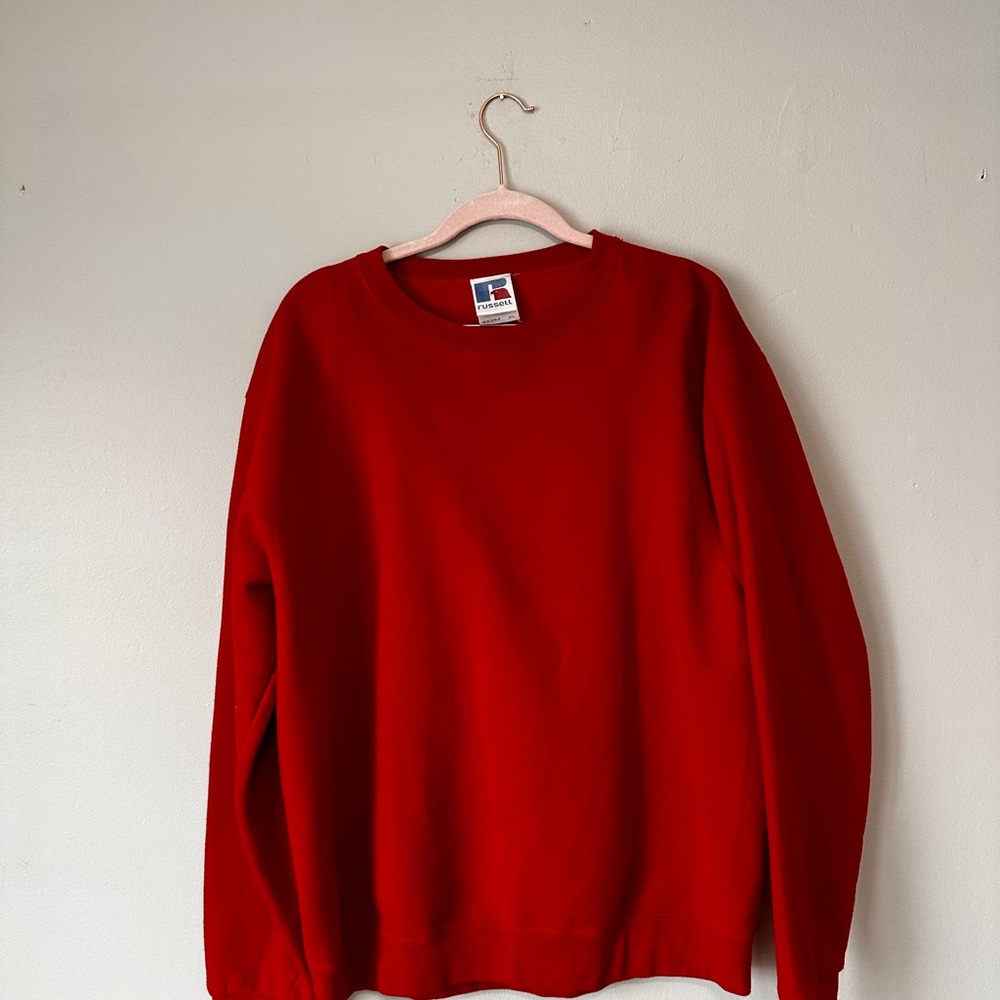 Vintage Russell Athletic Men's Red crew neck Sweater